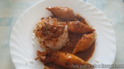 Recepta de cuina de Calamars farcits de gambetes amb rissoto d'arròs