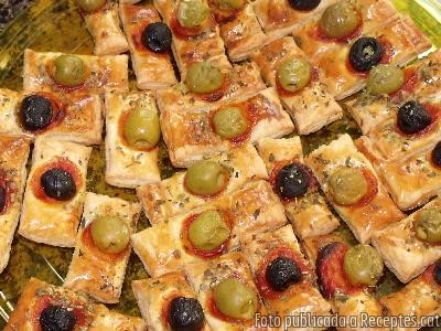 Recepta de cuina de Pizzetes de tomàquet i olives