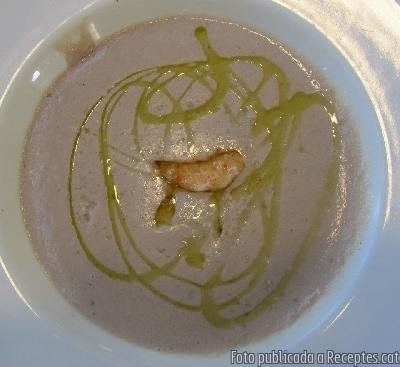 Recepta de cuina de Crema de castanyes amb llagostins a la planxa