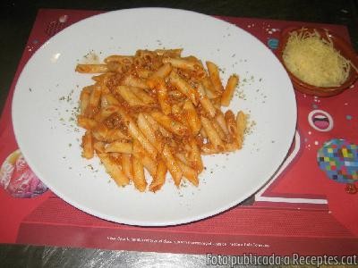 Recepta de cuina de Macarrones boloñesa