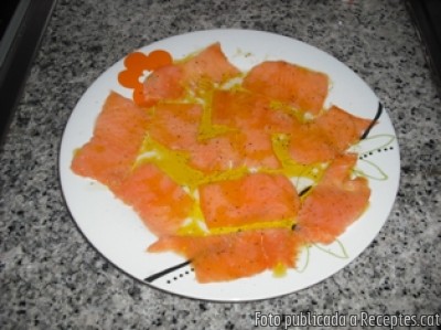 Carpaccio de salmó amb llima