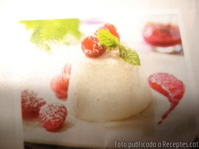 Recepta de cuina de Requesó  amb frambuesas