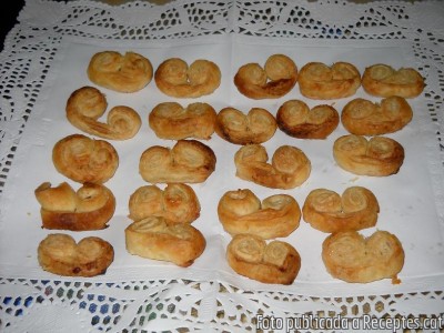 Ulleres de pasta de full Recepta de cuina de Ulleres de pasta de full