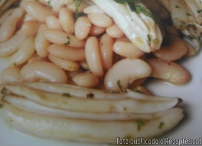 Recepta de cuina de Espardenyes amb mongetes del ganxet