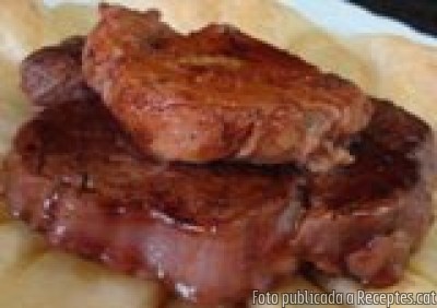 Recepta de cuina de Filet de bou amb fetge d´ànec