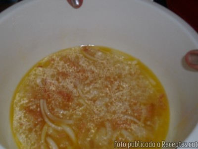 Recepta de cuina de Espaquetis con almejas