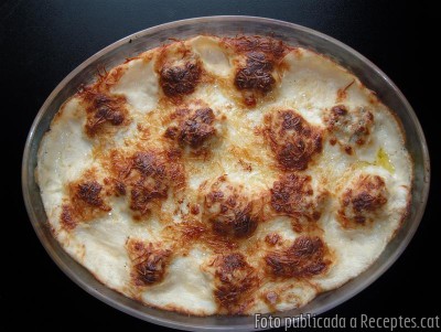 Recepta de cuina de Ous farcits de carn gratinats