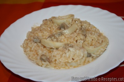 Recepta de cuina de Arròs melós de carn magra i calamars