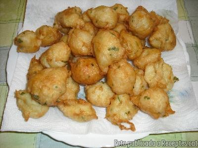 Bunyols de bacallà amb pasta choux