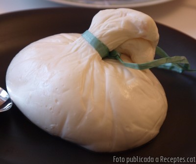 Recepta de cuina de Burrata amb tomàquet