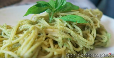 Salsa pesto sense formatge