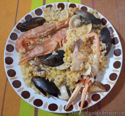 Recepta de cuina de Cassola d'arròs de marisc fàcil