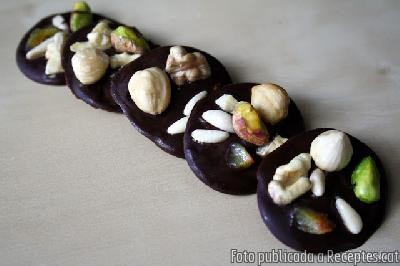 Xocolatines amb fruits secs