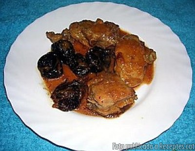 Recepta de cuina de Conill amb prunes