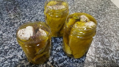 Recepta de cuina de Conserva de bonítol amb oli d’oliva verge