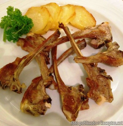 Recepta de cuina de Costelletes de cabrit a la planxa