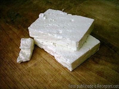 Recepta de cuina de Crema de mongetes tendres i formatge feta
