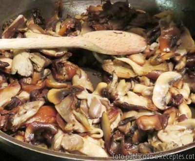 Recepta de cuina de Cuixa de gall dindi al forn