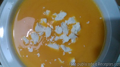 Crema de carbassa amb formatge de cabra