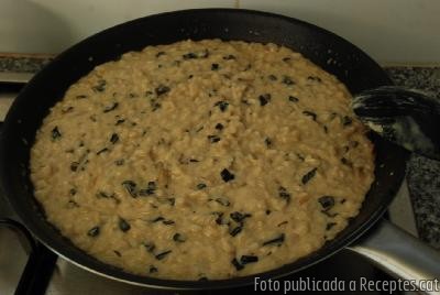 Risotto amb formatge, camagrocs i trompetes de la mort