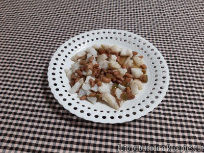 Recepta de cuina de Empedrat de fesolets amb bacallà i vinagreta d'anxoves