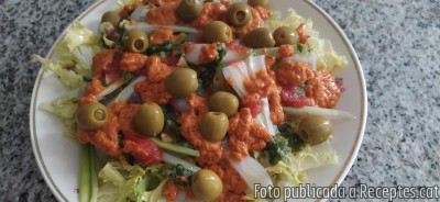 Recepta de cuina de Esqueixada de bacallà amb romesco