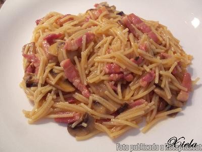 Recepta de cuina de Fideus en champinyons i pernil