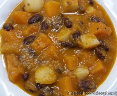 Recepta de cuina de Guisat de mongetes vermelles amb carbassa