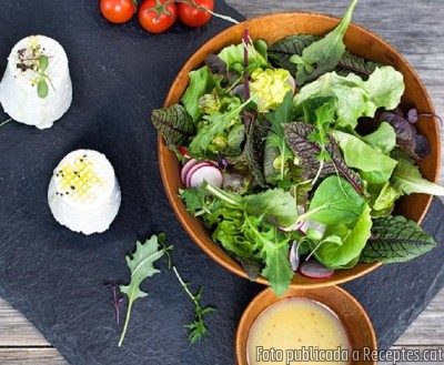 Recepta de cuina de Salsa per amanides (2)
