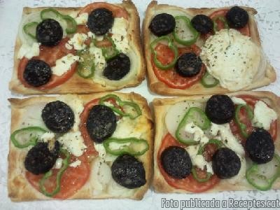 Recepta de cuina de Pasta de full amb butifarra negra