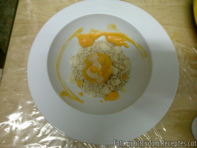 Recepta de cuina de Niu de castanyes amb ou de carabassa i salses de moniato
