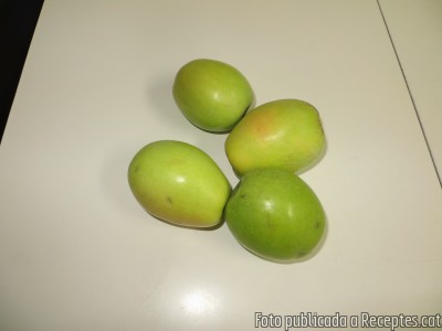 Recepta de cuina de Pomes del ciri bullides