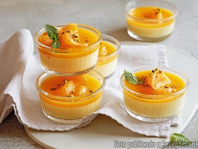 Recepta de cuina de Pannacotta amb gingebre i mandarina