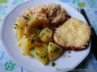 Recepta de cuina de Kassel - carn de porc cuita i fumada, similar al Bacon