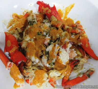 Recepta de cuina de Llamàntol bullit amb salsa de romesco amb toc de mostassa