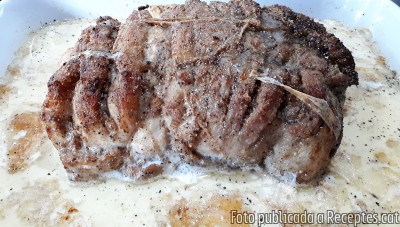 Recepta de cuina de Llom sencer al forn amb ametlles i llet