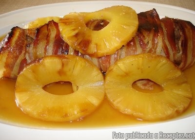 Cazuela de cerdo a la piña