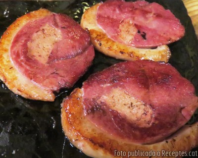 Recepta de cuina de Magret d’ànec farcit de foie