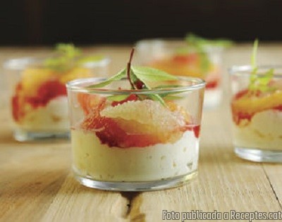 Recepta de cuina de Crema de Mascarpone amb Fruits i Merenga