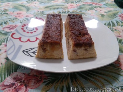 Recepta de cuina de Mini púdings de melindros amb panses  de Corint i codonyat