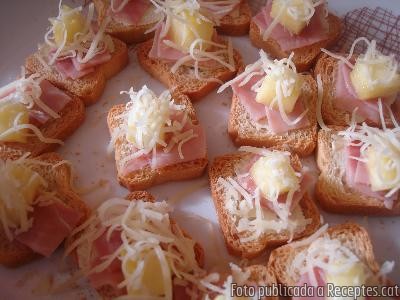 Recepta de cuina de Mini Pizzes