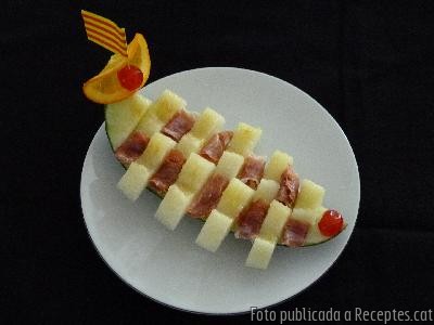 Recepta de cuina de Barca de meló amb pernil
