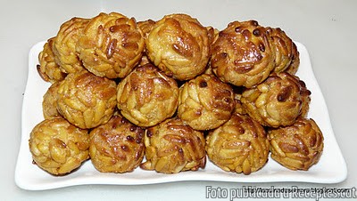 Panellets de pinyó