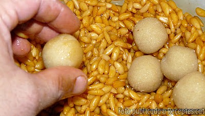 Panellets de pinyó