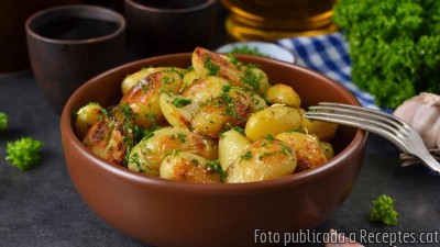 Recepta de cuina de Patates al forn a l’estil grec