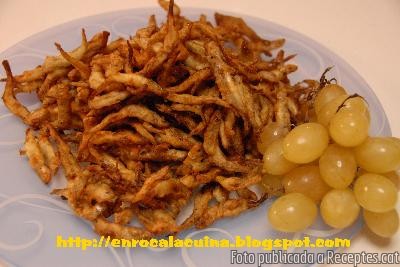 Peix fregit amb raïm