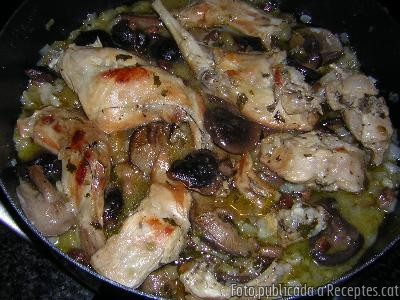 Recepta de cuina de Conill amb llanegues