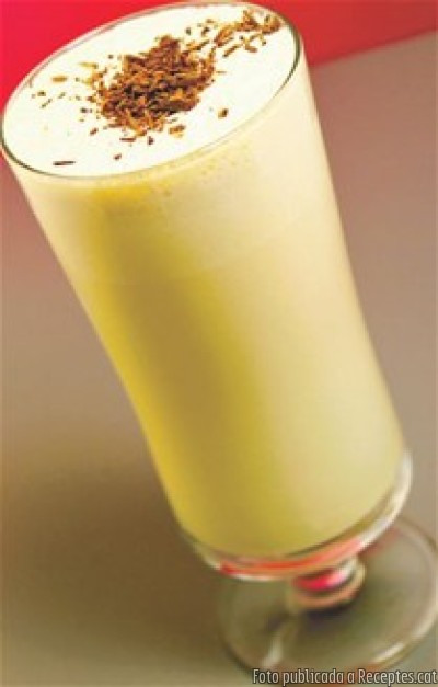 Recepta de cuina de Ponche de leche
