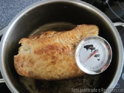 Recepta de cuina de Rotlle de gall dindi rostit a baixa temperatura