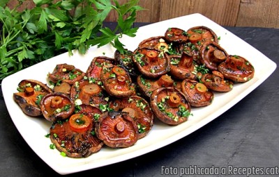 Recepta de cuina de Rovellons a la llauna